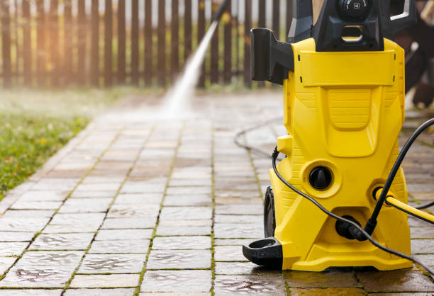 Best Playground Equipment Cleaning  in Doral, FL